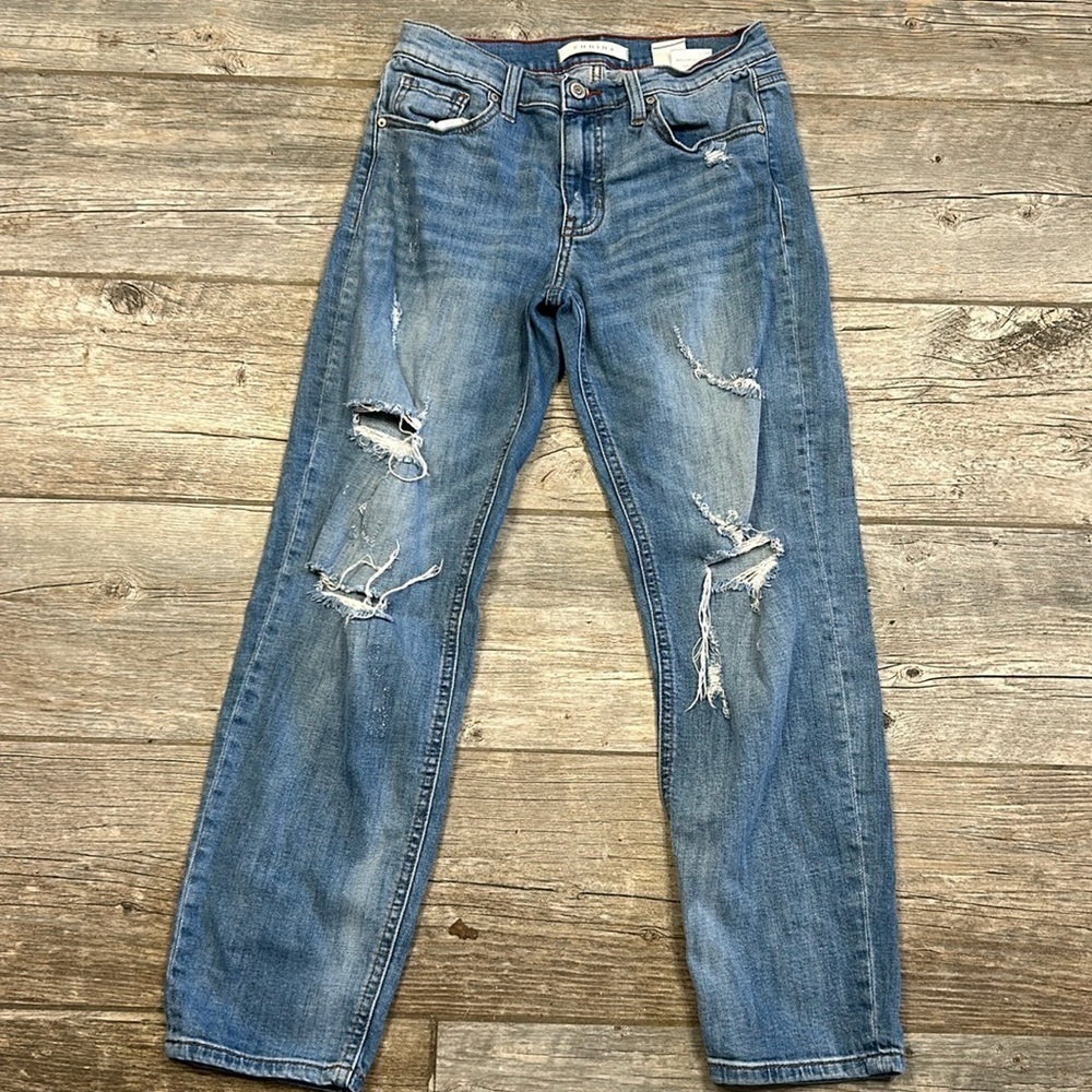 Juniors distressed jeans low rise size 3